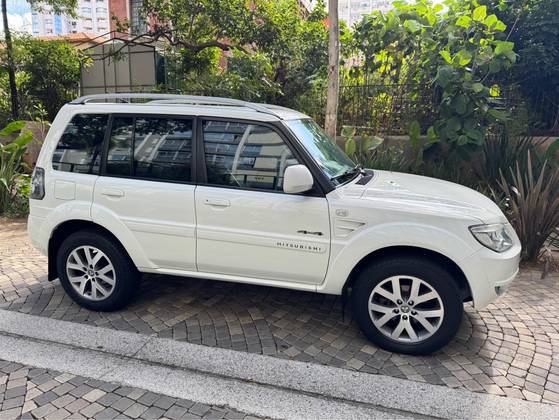 MITSUBISHI PAJERO TR4 2.0 4X4 16V 140CV FLEX 4P AUTOMÁTICO